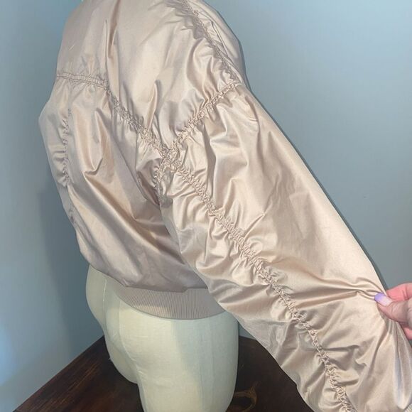 NWT Old Navy Puffer Jacket Size S Petite - Picture 5 of 11